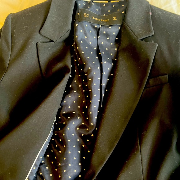 Almost new formal jacket size small - Picture 4 of 5